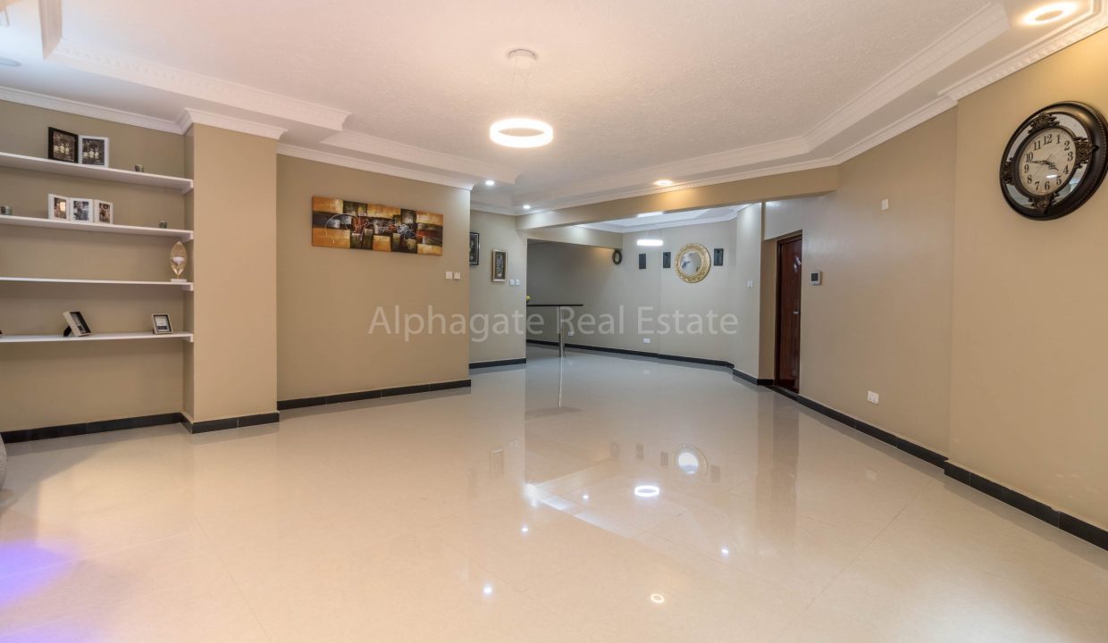 Alphagate_Bric Apartments (12)